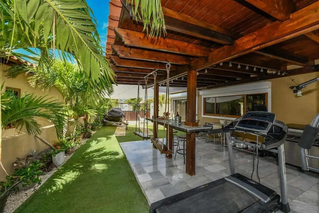 Villa Designer House With A View Palm Beach